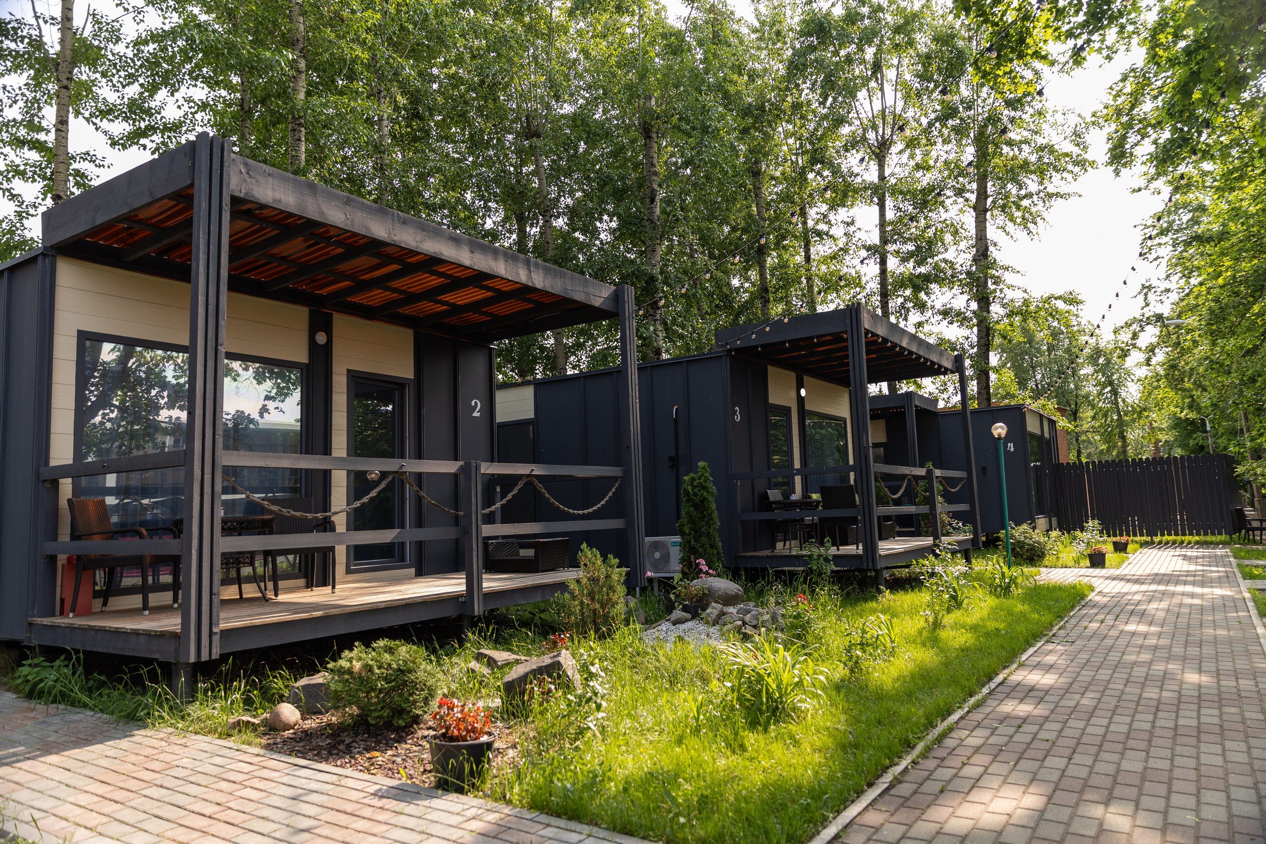 Гостевые дома на территории яхт-клуба